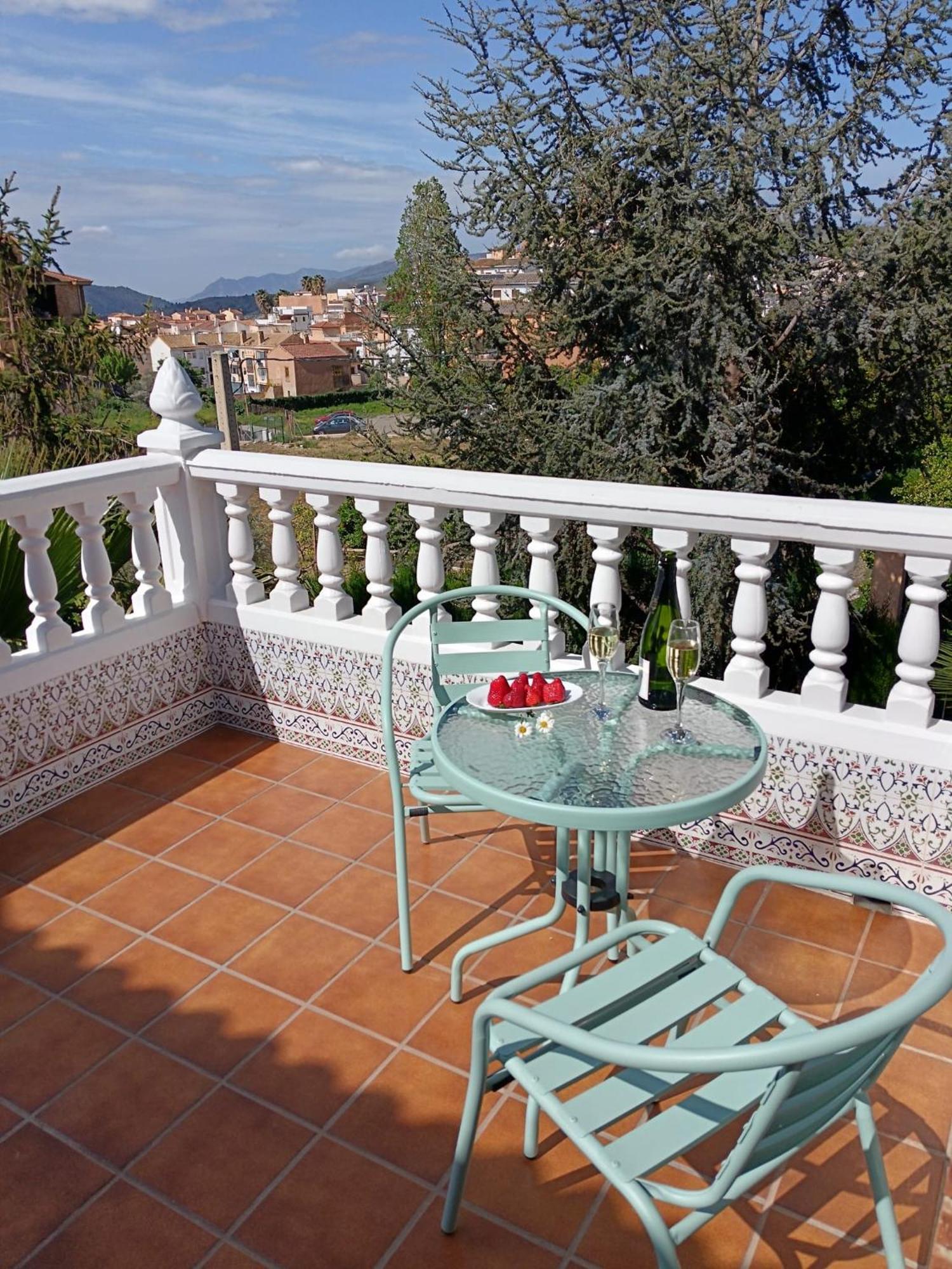 Casa Rural Las Cuatro Flores Orgiva Bagian luar foto